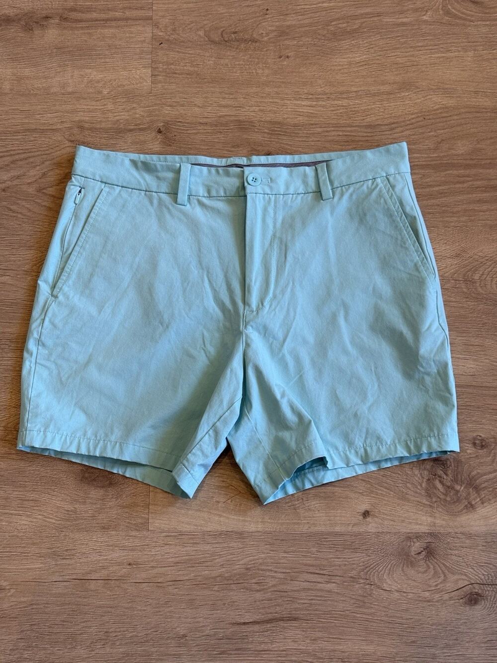 Vineyard Vines OTG Golf Shorts Chino 32x6 Light Teal Blue Performance Stretch